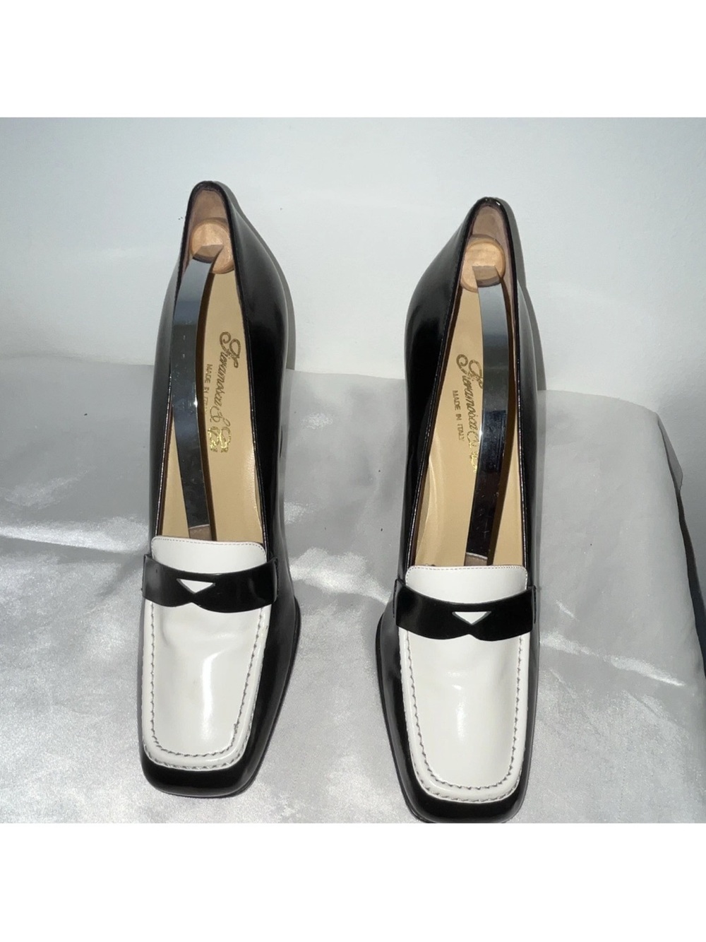 Fiorentini Women’s Black White Patent Leather Square Toe Pump 9 M made in Italy